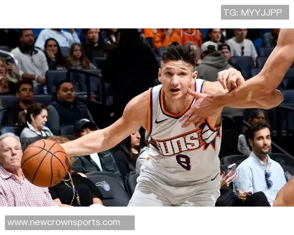 格雷森阿伦谈首节扣篮时关注文班位置的重要性与策略分析