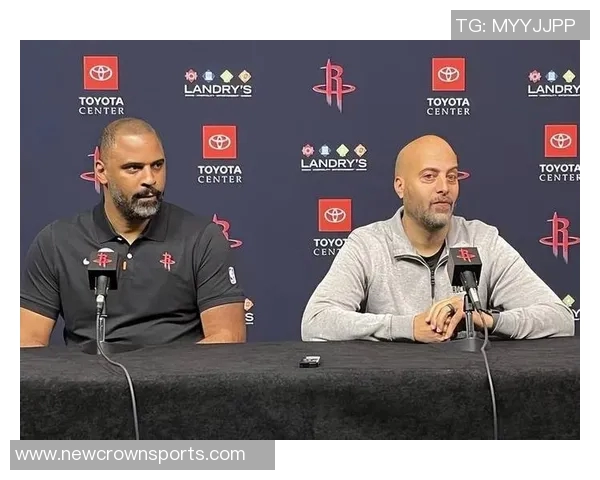 乌度卡确认亚当斯缺席对阵爵士伊森出战与否尚待决定其他球员预计均能参赛 乌度卡确认亚当斯缺席对阵爵士伊森出战与否尚待决定其他球员预计均能参赛