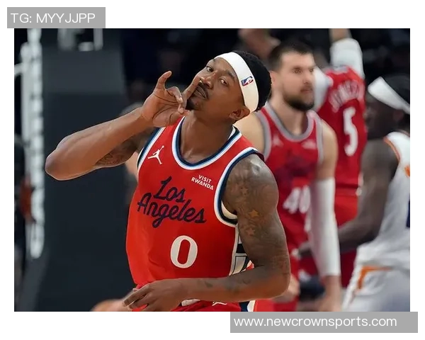 泰伦卢谈比尔先发得分后卫科林斯是否首发记忆模糊 泰伦卢谈比尔先发得分后卫科林斯是否首发记忆模糊