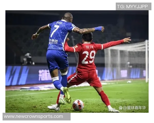 梅州队凭借茹子楠远射小角度破门暂时领先海牛队