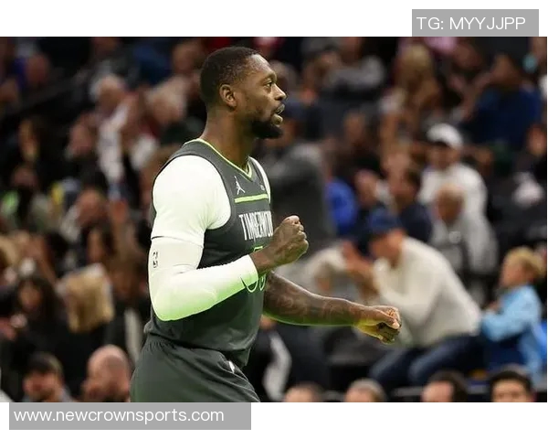 兰德尔表现出色11投7中斩获21分8助攻三分球命中率高达50 兰德尔表现出色11投7中斩获21分8助攻三分球命中率高达50