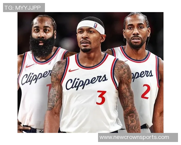 快船主场致敬保罗最后赛季视频播放引发球迷热议